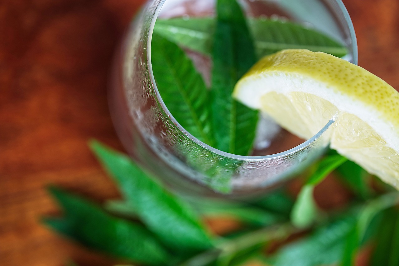 Top Benefits of Lemon Water